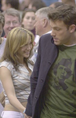 Imagen de la primera relación que tuvieron Jennifer López y Ben Affleck en 2003. Ahora han vuelto a retomar el amor.