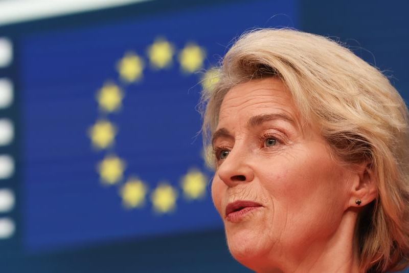 La presidenta de la Comisión Europea y candidata a repetir en el cargo, Ursula von der Leyen. EFE/EPA/OLIVIER HOSLET / POOL 01 020724