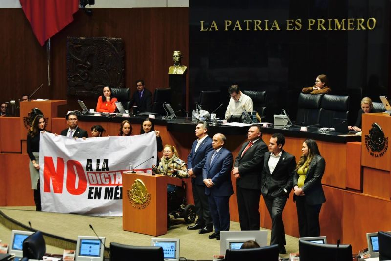 PRI SENADO AMC 01251024