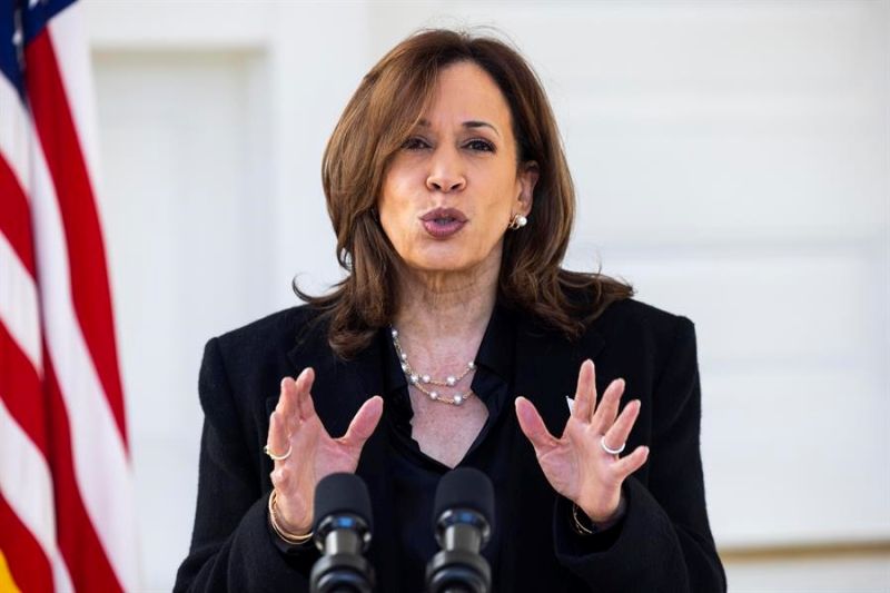 Foto de archivo de la actual vicepresidenta y candidata presidencial demócrata Kamala Harris. EFE/JIM LO SCALZO / POOL 01241024