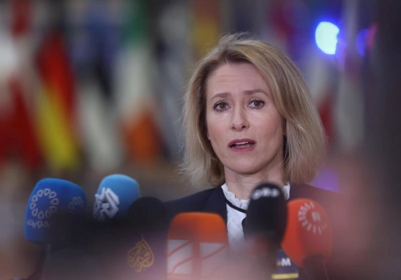 La Alta Representante de la Unión Europea para Asuntos Exteriores y Política de Seguridad, Kaja Kallas, habla con los medios en la sede de la UE en Bruselas, Bélgica, el 27 de enero de 2025. 01270125