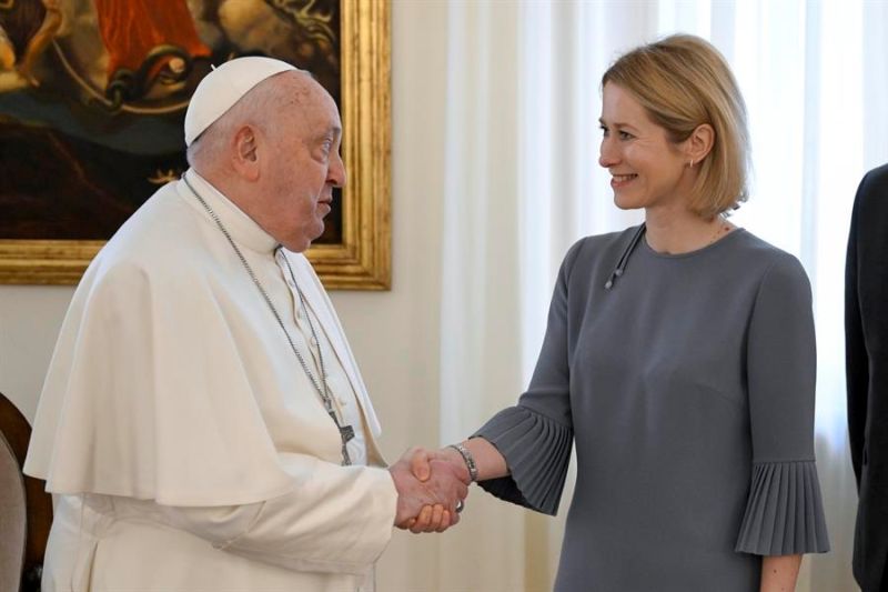 El papa Francisco recibió este lunes en audiencia en el Vaticano a la Alta Representante para la Política Exterior y Seguridad de la Unión Europea (UE), Kaja Kallas, EFE 01100225