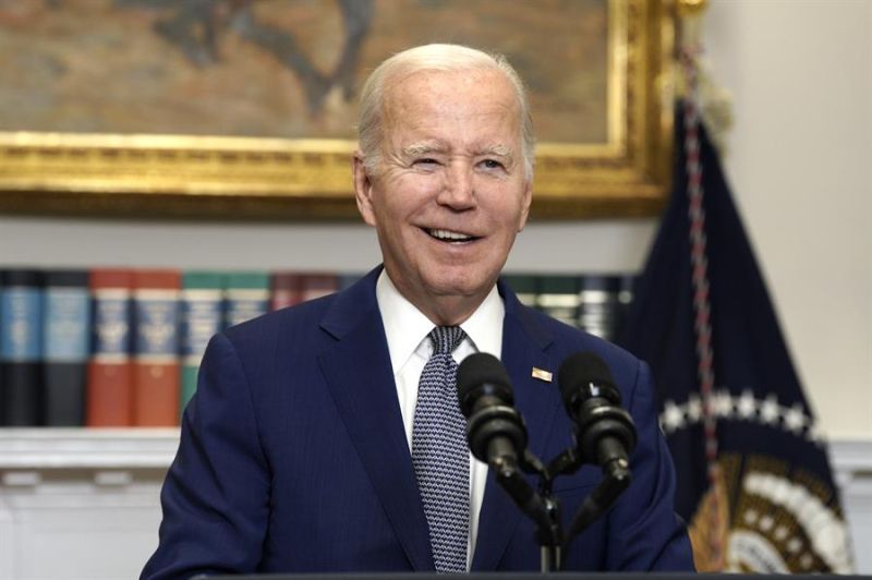 El presidente de EE.UU., Joe Biden, habla, este 1 de octubre de2023, en la Casa Blanca, en Washington. EFE/Yuri Gripas/Pool 01 021023