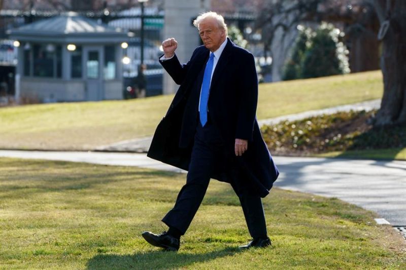 Fotografía del presidente de Estados Unidos, Donald Trump. EFE/Will Oliver 01120225