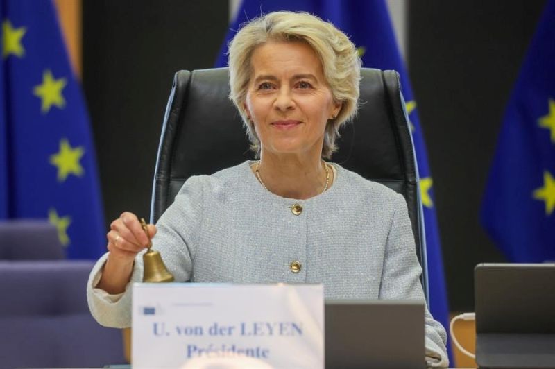 La presidenta del Parlamento Europeo, Ursula Von der Leyen, en Bruselas (Bélgica). EFE/EPA/OLIVIER HOSLET 01130924