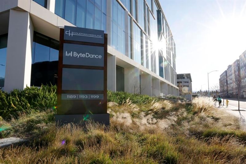 Fotografía de la oficina de ByteDance, empresa matriz de TikTok, en San José, California, EE. UU., 13 de enero de 2025. EFE/JOHN G. MABANGLO 01170125