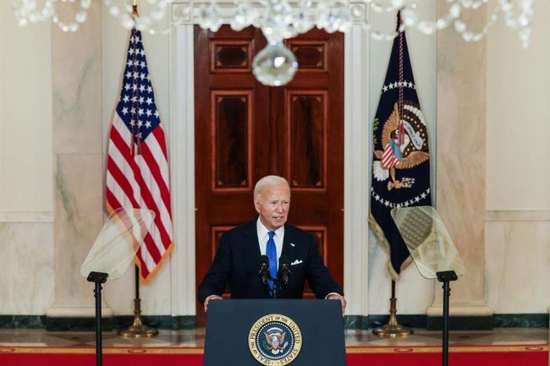 El presidente de los Estados Unidos, Joe Biden, pronuncia un discurso sobre el fallo de inmunidad presidencial de la Corte Suprema de los Estados Unidos para el caso Trump vs. Estados Unidos en la Casa Blanca en Washington. EFE/EPA/SAMUEL CORUM / POOL 01 