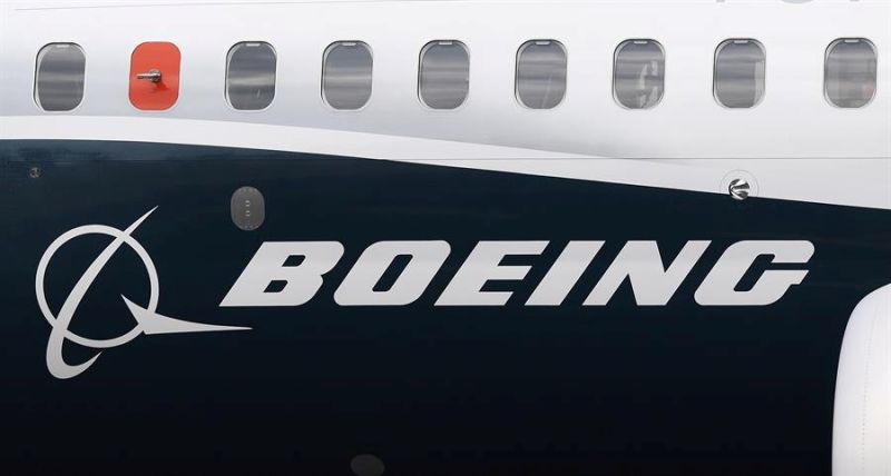 Fotografía de archivo que muestra el logotipo de Boeing. EFE/ Andy Rain 01210325