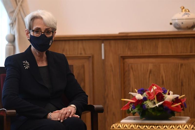 En la imagen un registro de la subsecretaria de Estado estadounidense, Wendy Sherman. 