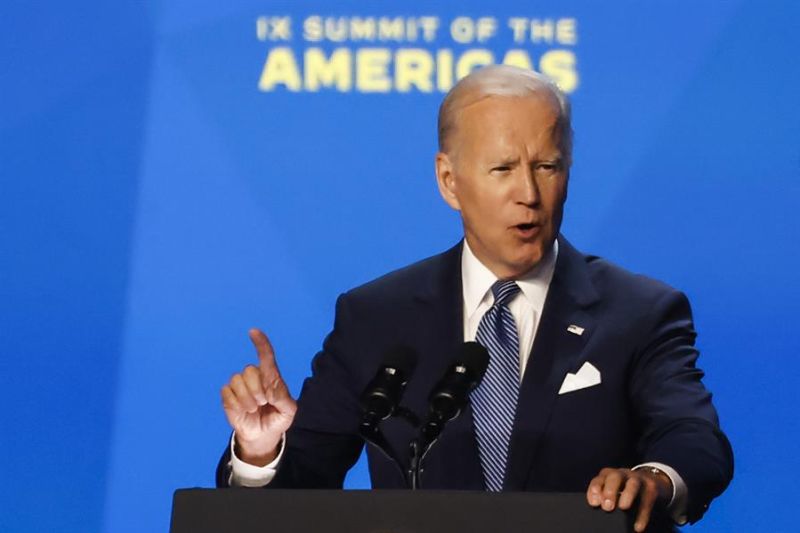 El presidente de Estados Unidos, Joe Biden, pronuncia este miércoles un discurso durante el evento inaugural de la IX Cumbre de las Américas, en Los Ángeles, California (EE.UU.). 01 090622