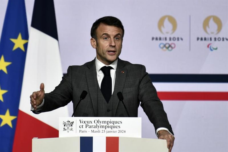 Macron quiere que los Juegos de París muestren "lo mejor de Francia" 01 240124